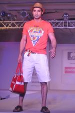 at Anita Dongre Cotton Council fashion show in Mumbai on 8th May 2012 (247).JPG